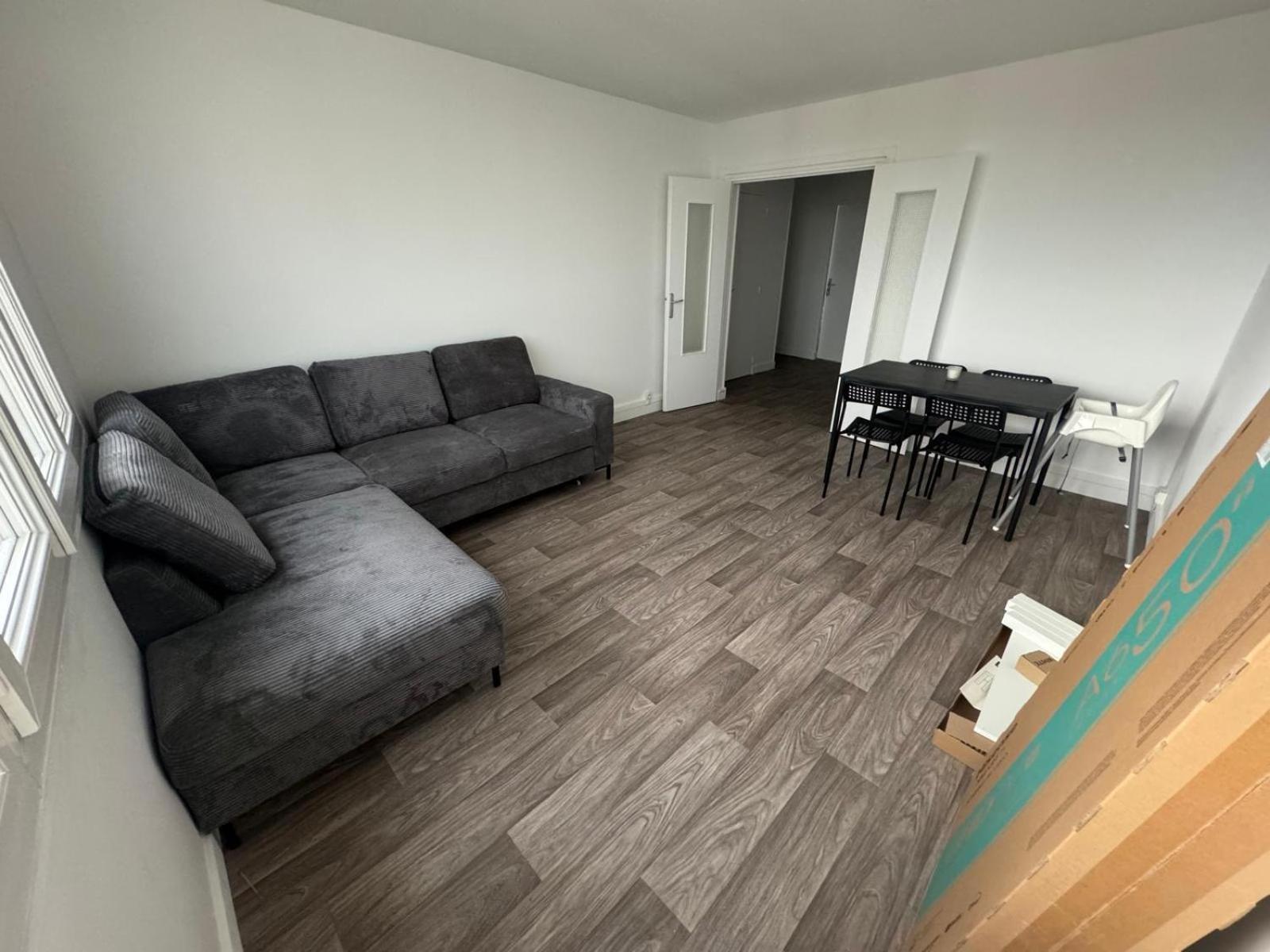 Logement Spacieux A 15Min De Paris - Free Parking - Free Wifi Pantin Exterior foto